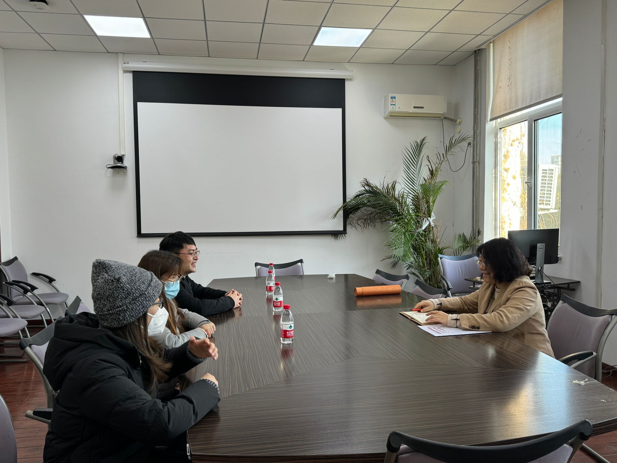 十大博彩足球网站排名
干部教育创新团队教师赴中国人民大学考察交流学习