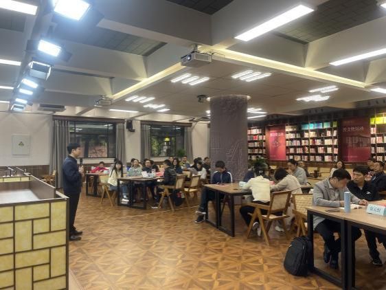 十大博彩足球网站排名曹殿波老师应邀参加嘉兴南湖学院OBE教学改革工作坊